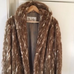 Chic vintage fur, excellent condition